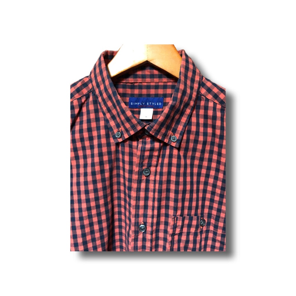 Simply Styled button down size medium - Picture 2 of 3